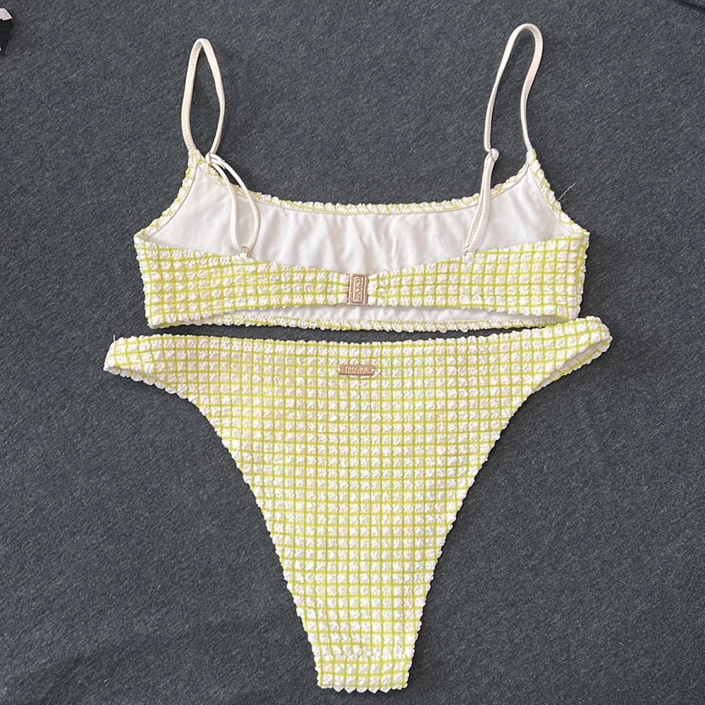 Triangle Summer - image 3